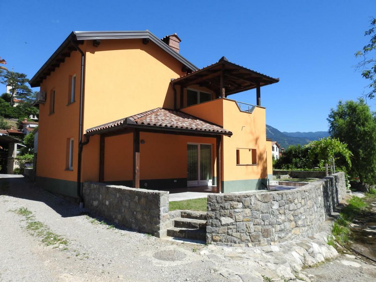 Pocitniska Hisa Guest House Dobravlje Eksteriør bilde