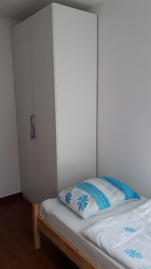 Pocitniska Hisa Guest House Dobravlje Eksteriør bilde