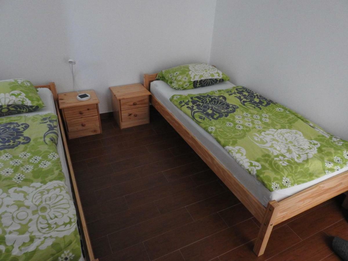 Pocitniska Hisa Guest House Dobravlje Eksteriør bilde